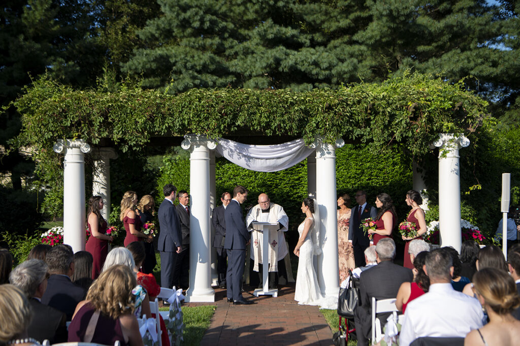 Belle Voir Manor at Pen Ryn Estate wedding ceremony
