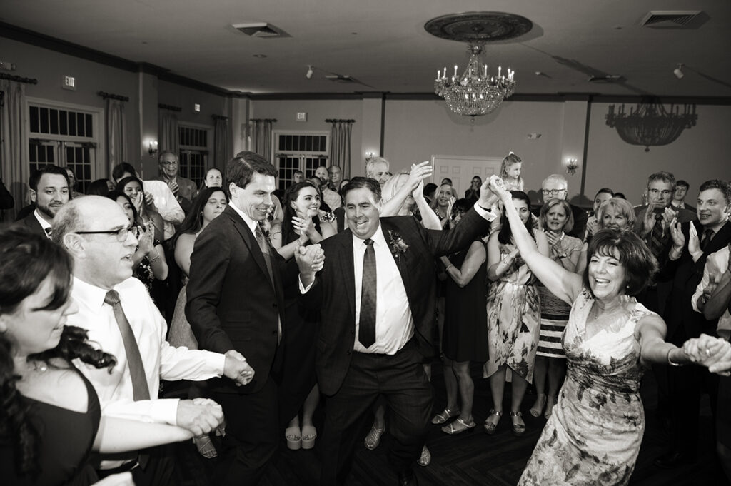 dancing at reception at Belle Voir Manor at Pen Ryn Estate wedding