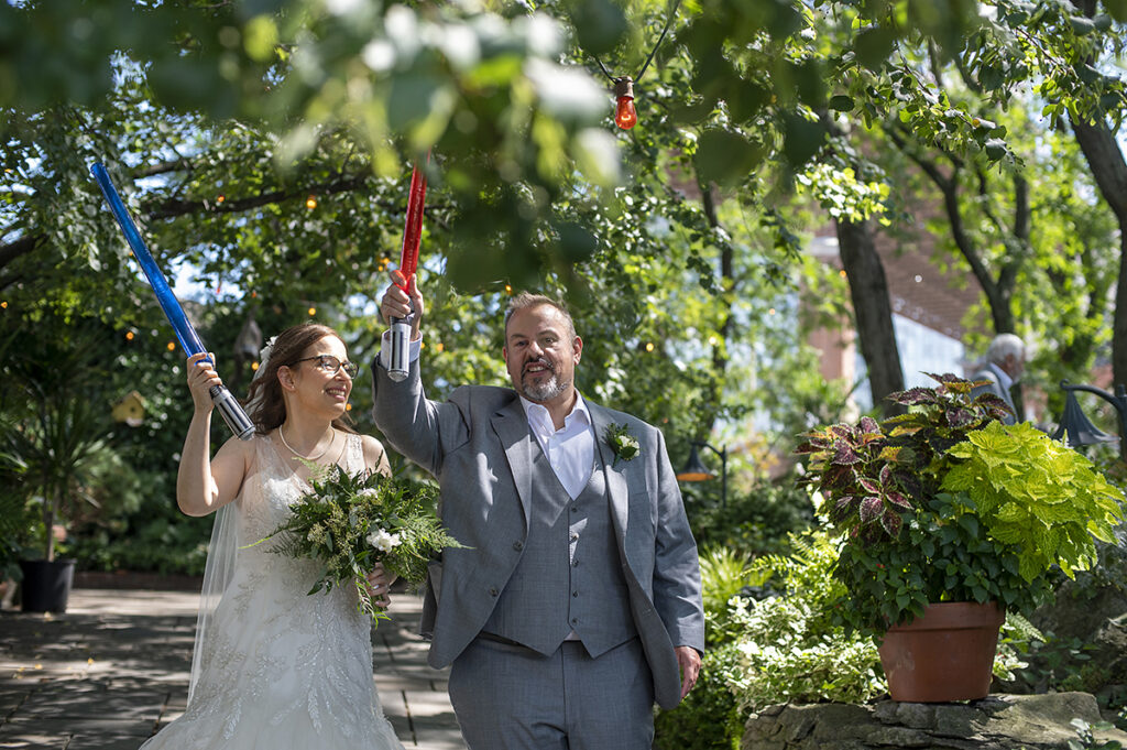 intimate NYC wedding at The River Cafe in Brooklyn