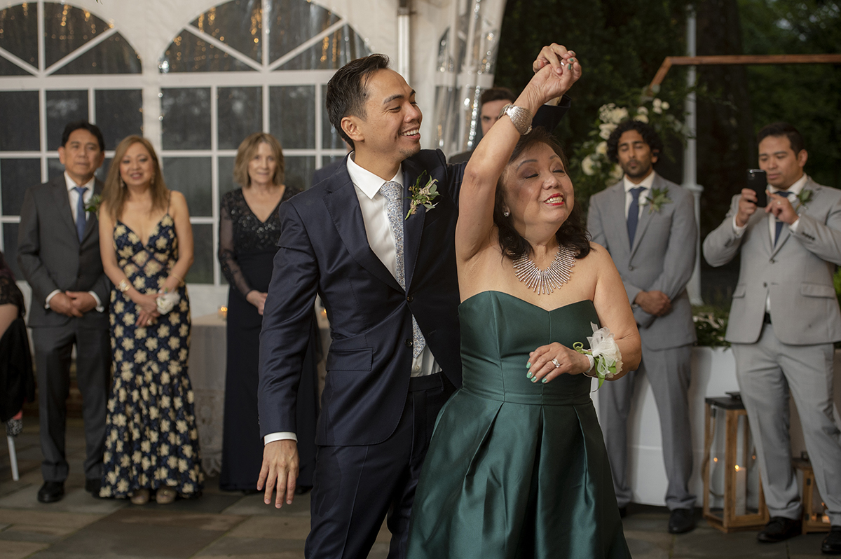 parent dance at wedding at Liberty Hall Museum