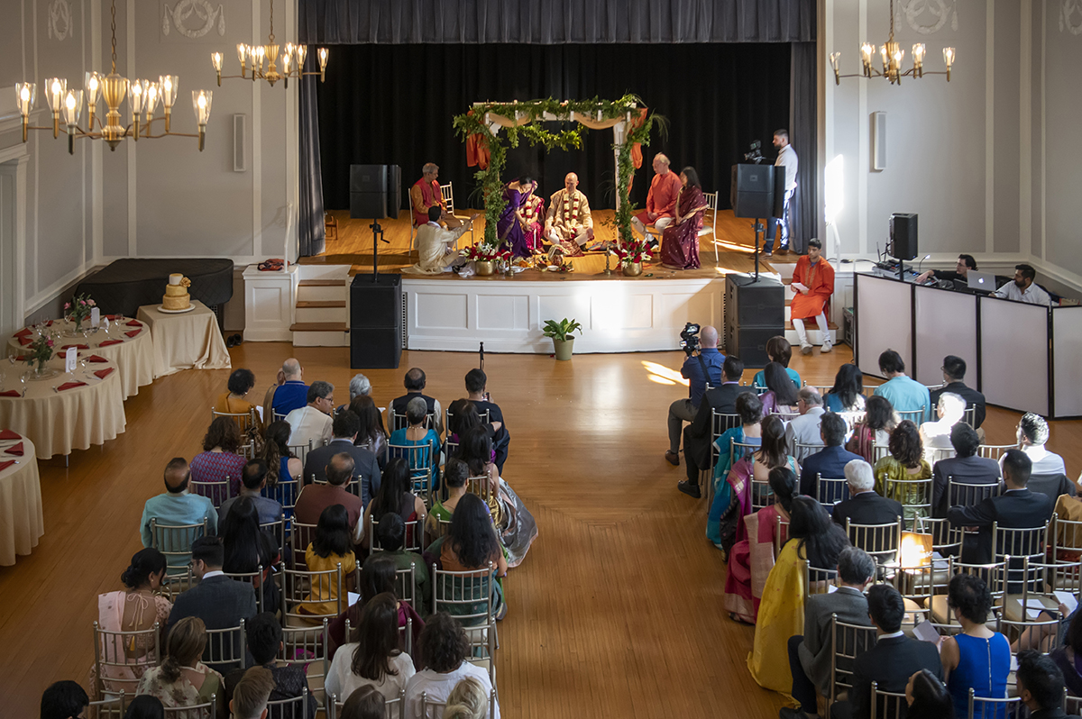 Hindu wedding ceremony at Glen Ridge Women’s Club