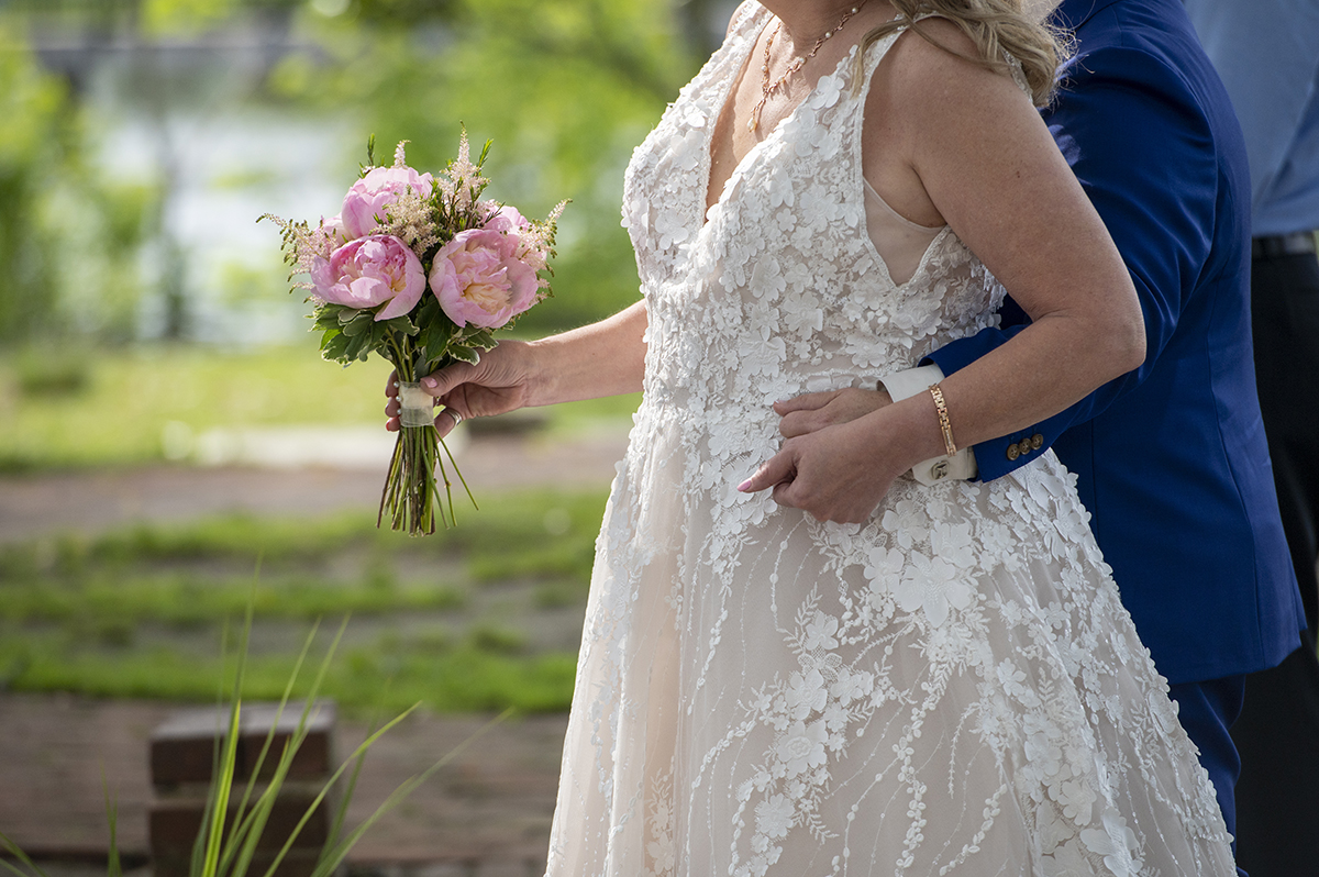 intimate Asbury Park vow renewal ceremony