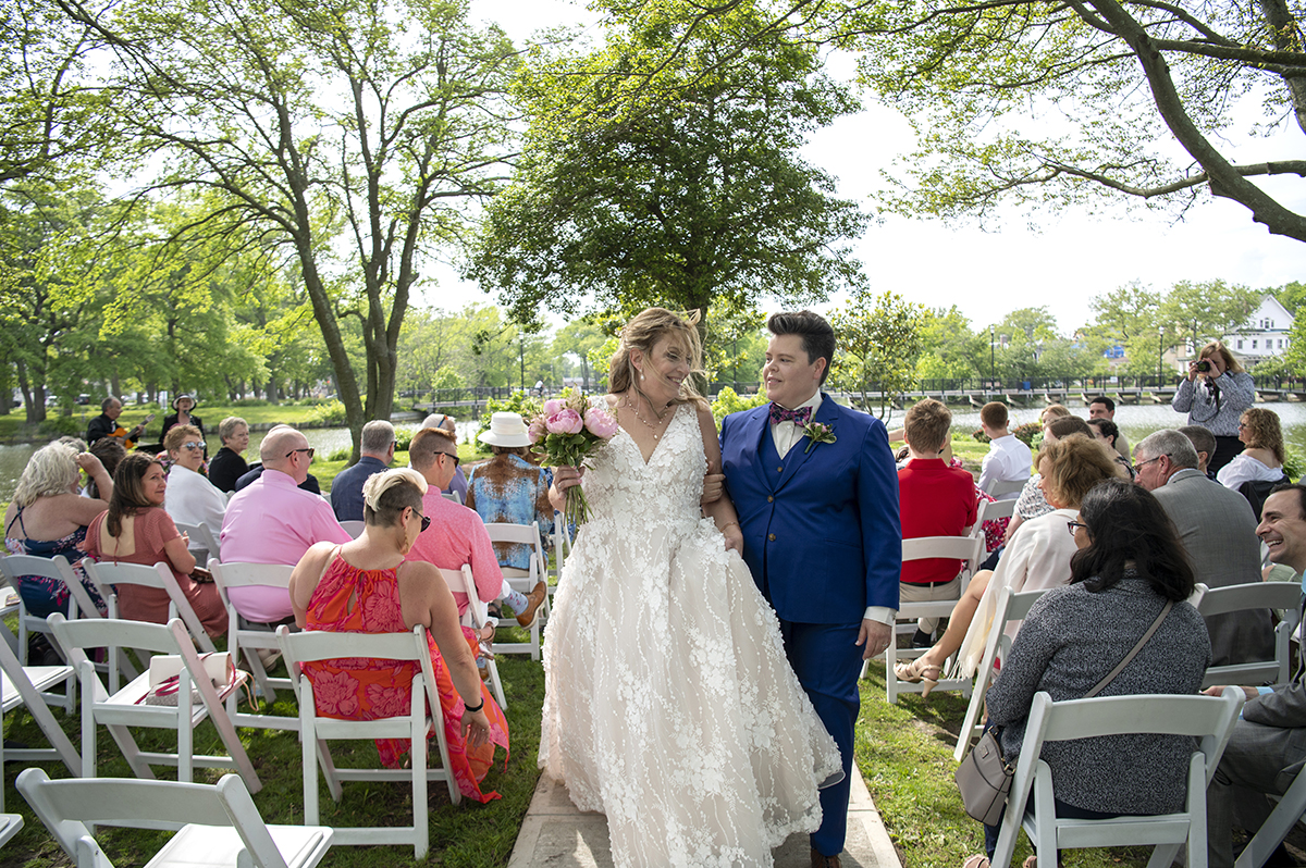 intimate Asbury Park vow renewal ceremony