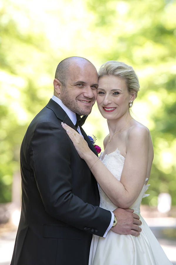 bride and groom portraits at summer wedding at Temple Emanu-El in Closter
