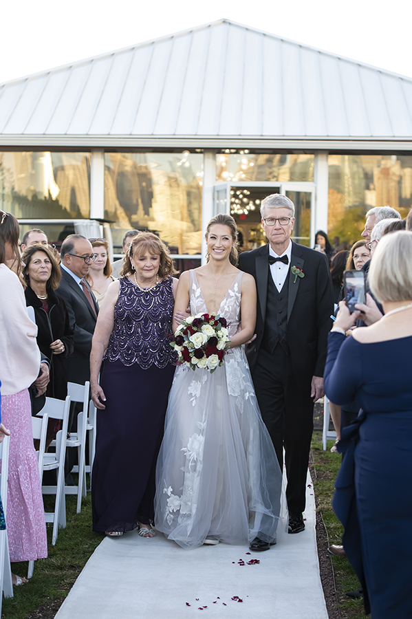 fall wedding ceremony at Liberty House in Jersey City