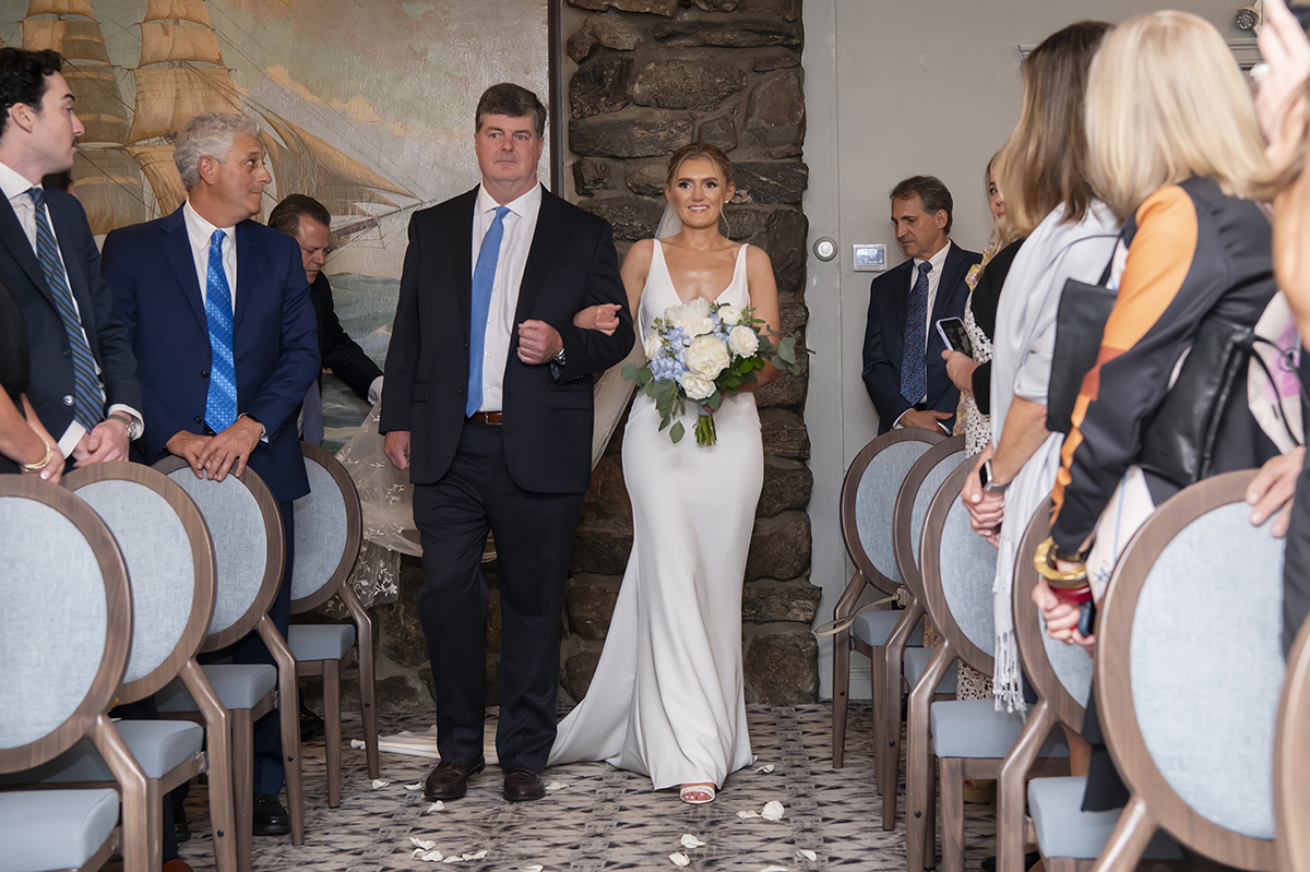 Orienta Beach Club Wedding ceremony photos
