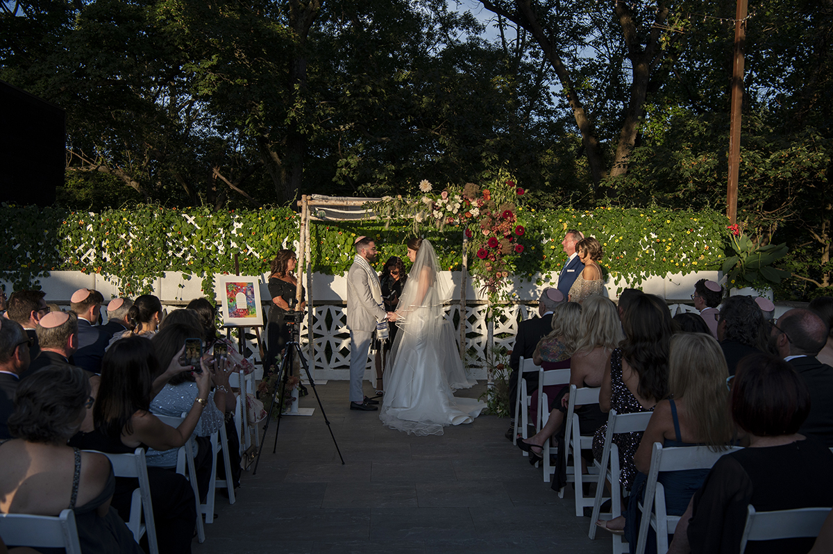 fall jewish wedding at Stone House at Stirling Ridge