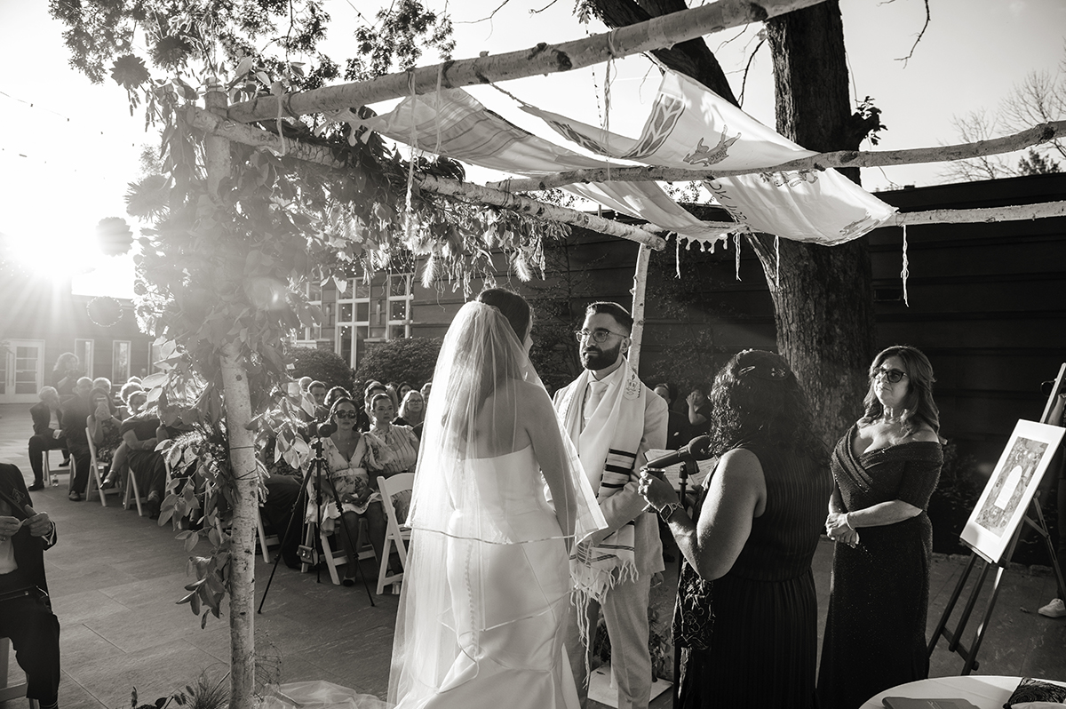 fall jewish wedding at Stone House at Stirling Ridge