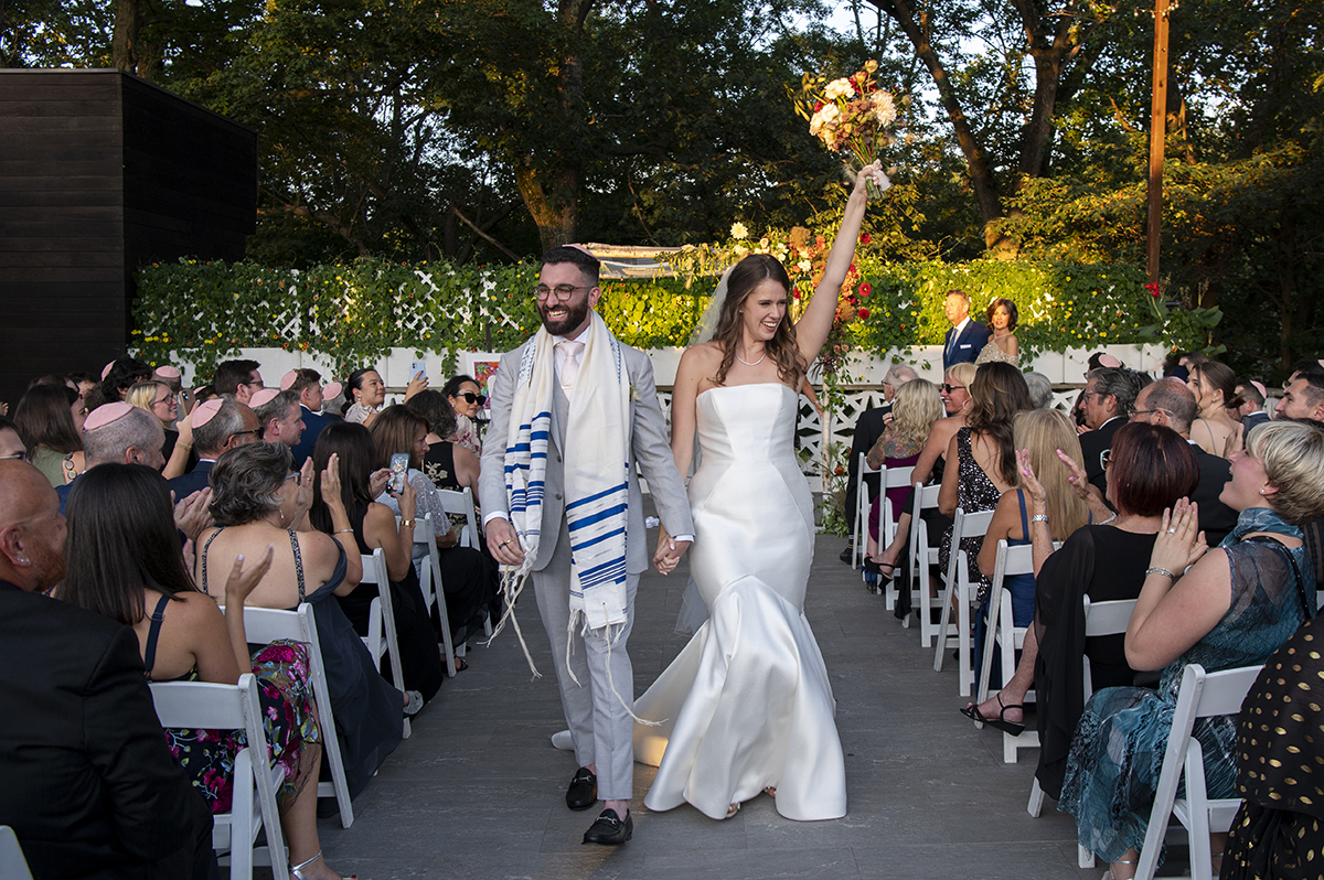 fall jewish wedding at Stone House at Stirling Ridge