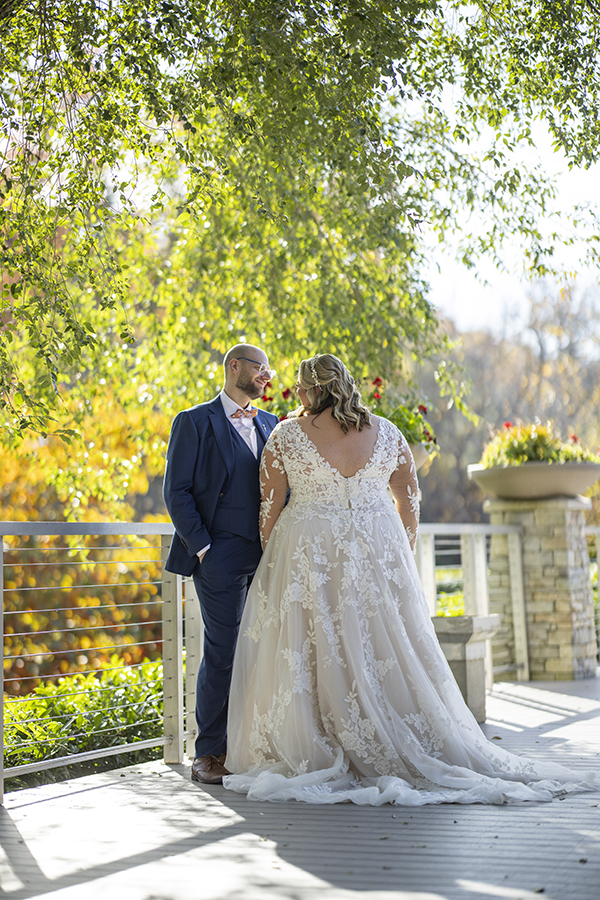 bride and groom at fall wedding at Stone House at Stirling Ridge