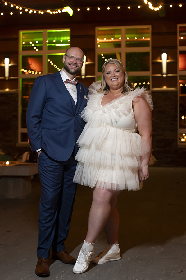 bride and groom at fall wedding at Stone House at Stirling Ridge