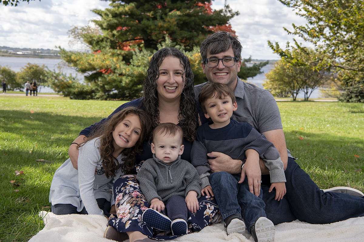 Fort Henry Fall Family Photos | Baltimore Family Photographer | F Family