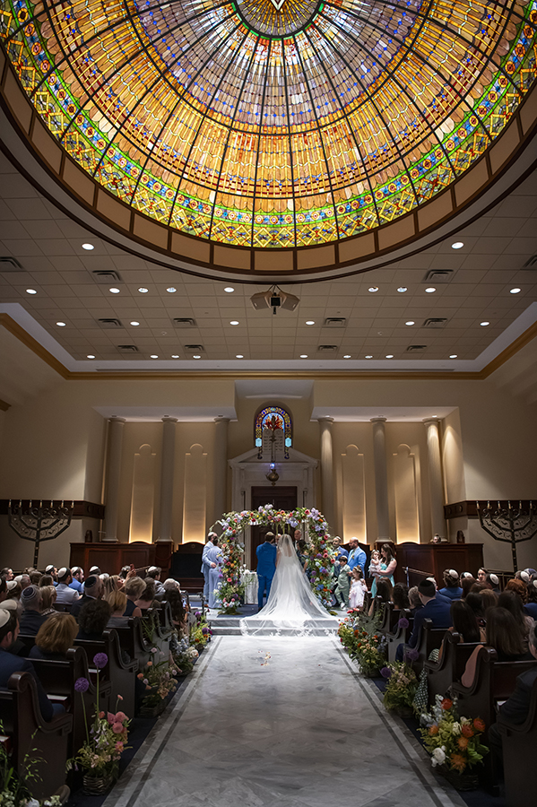 wedding ceremony at Temple Emanu-El of Closter
