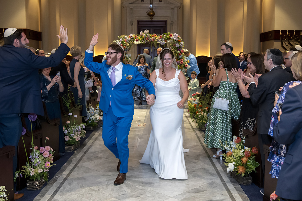 wedding ceremony at Temple Emanu-El of Closter