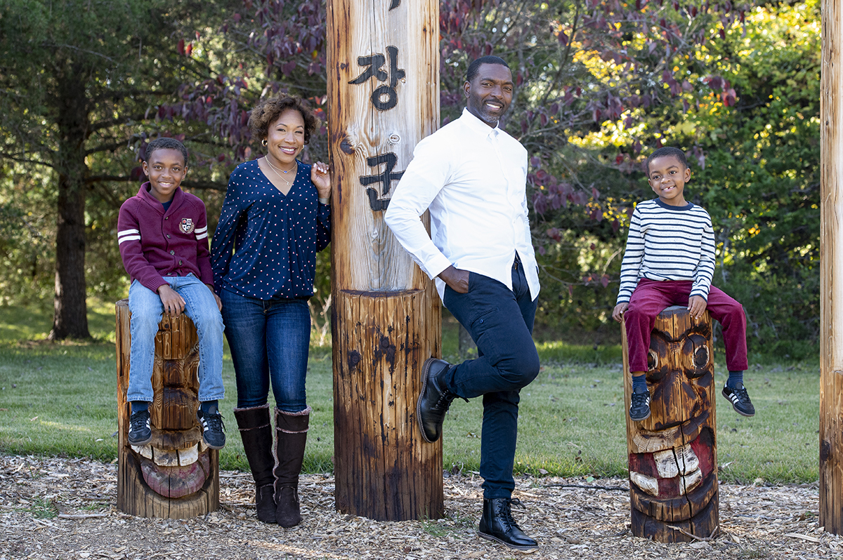 MeadowLark Botanical Gardens Family Photos | Virginia Family Photographer | L Family
