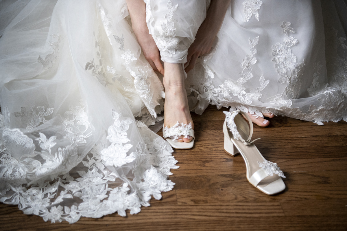 bride getting ready for Stone House at Stirling Ridge wedding