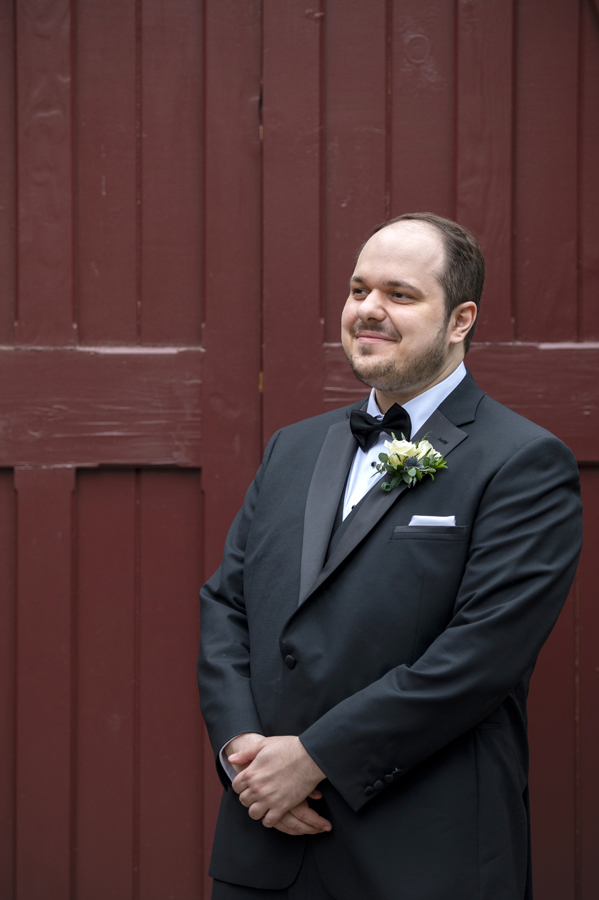 bride and groom portraits at Stone House at Stirling Ridge wedding
