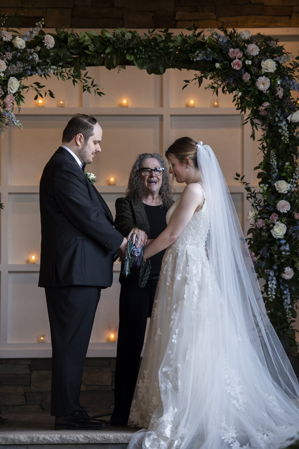 wedding ceremony at Stone House at Stirling Ridge