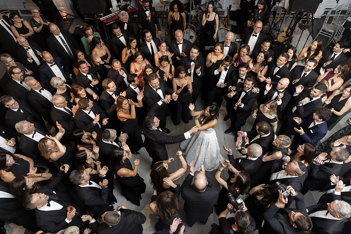 reception dancing at Hudson House wedding