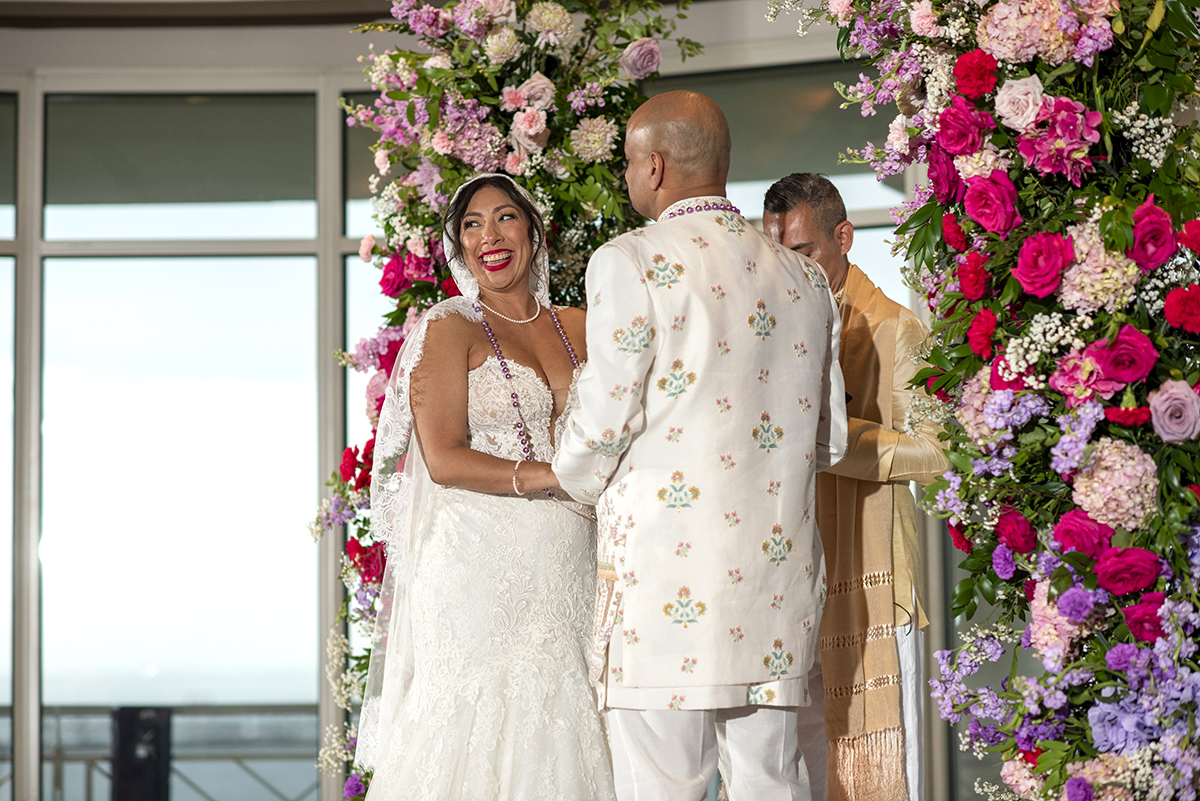 wedding ceremony at Glen Island Harbour Club