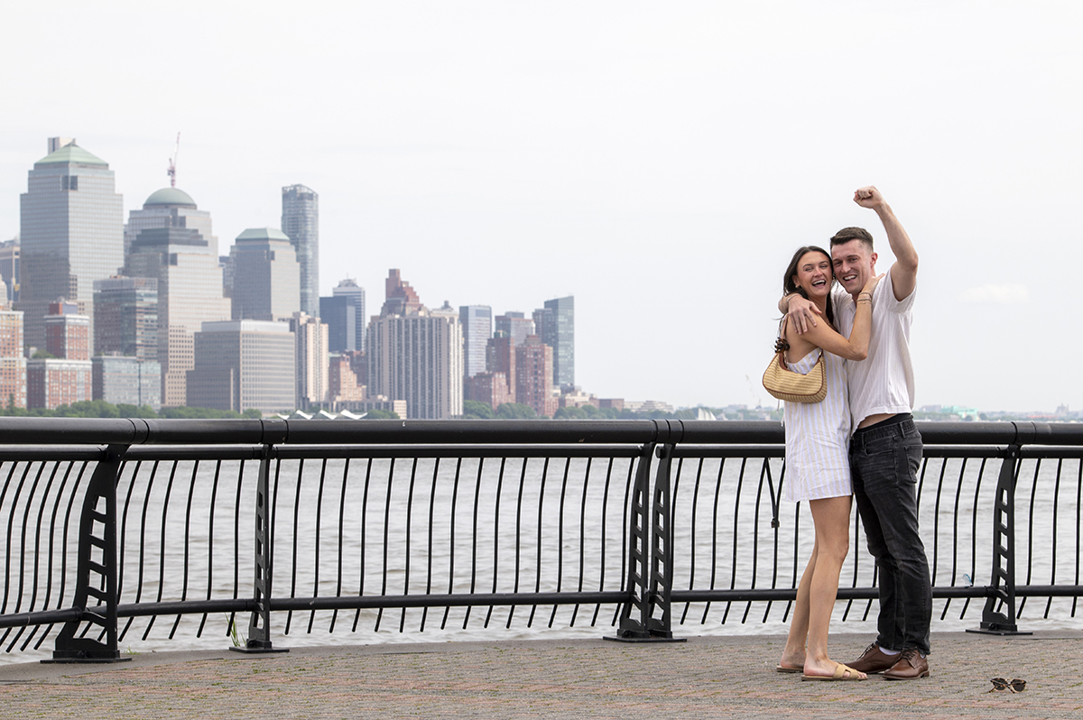 Hoboken Waterfront Proposal | Hoboken Proposal Photographer | Kristin + Kevin