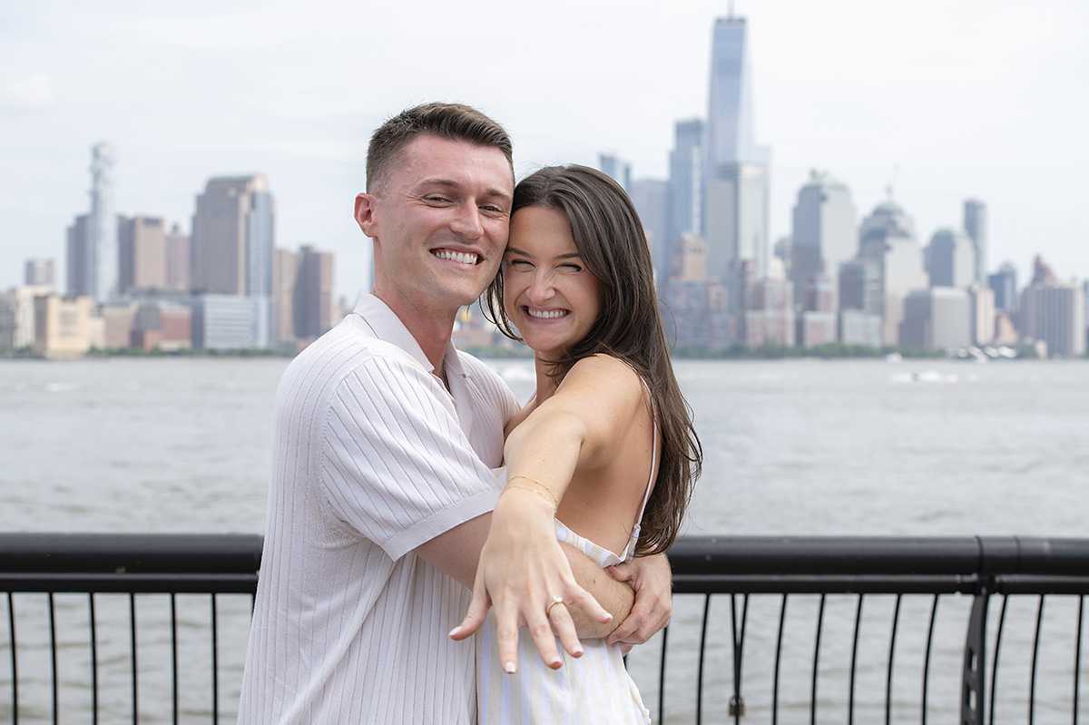 Hoboken Waterfront Proposal | Hoboken Proposal Photographer | Kristin + Kevin